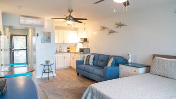 Pengeskab på værelset, strygejern/strygebræt, gratis Wi-Fi, sengetøj