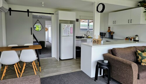 The reviews say it all! A blissful bach, & pet friendly!