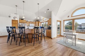 Fridge, microwave, oven, stovetop - Good Day Sunshine | 1589 ft from the beach | Private Pool, Hot Tub | Duck (Duck)