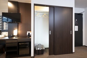 Hochwertige Bettwaren, Daunenbettdecken, Zimmersafe