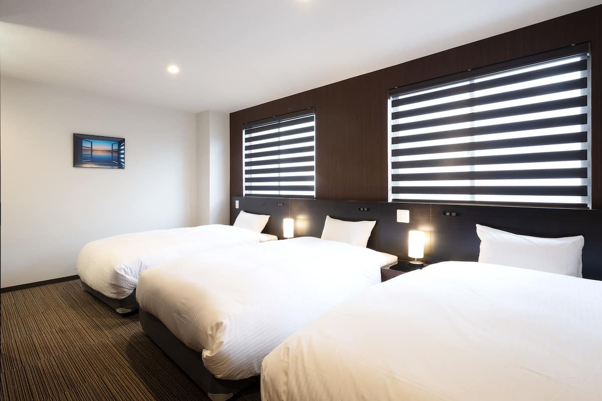 Triple Room | Premium bedding, down comforters, in-room safe, desk
