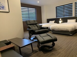 Suite | Premium bedding, down comforters, in-room safe, individually decorated - Hotel Kojan (Osaka)