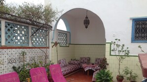 شرفة/رواق