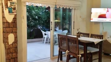 Coin salon dans le hall