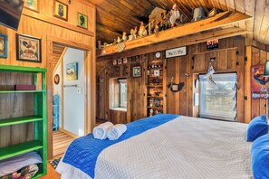 4 chambres, bureau, Wi-Fi, draps fournis
