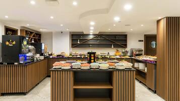 Desayuno buffet incluido todos los días