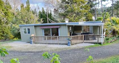 "Palm Haven' Swanson,
peaceful semi-rural lifestyle living.