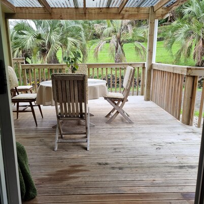 "Palm Haven' Swanson,
peaceful semi-rural lifestyle living.