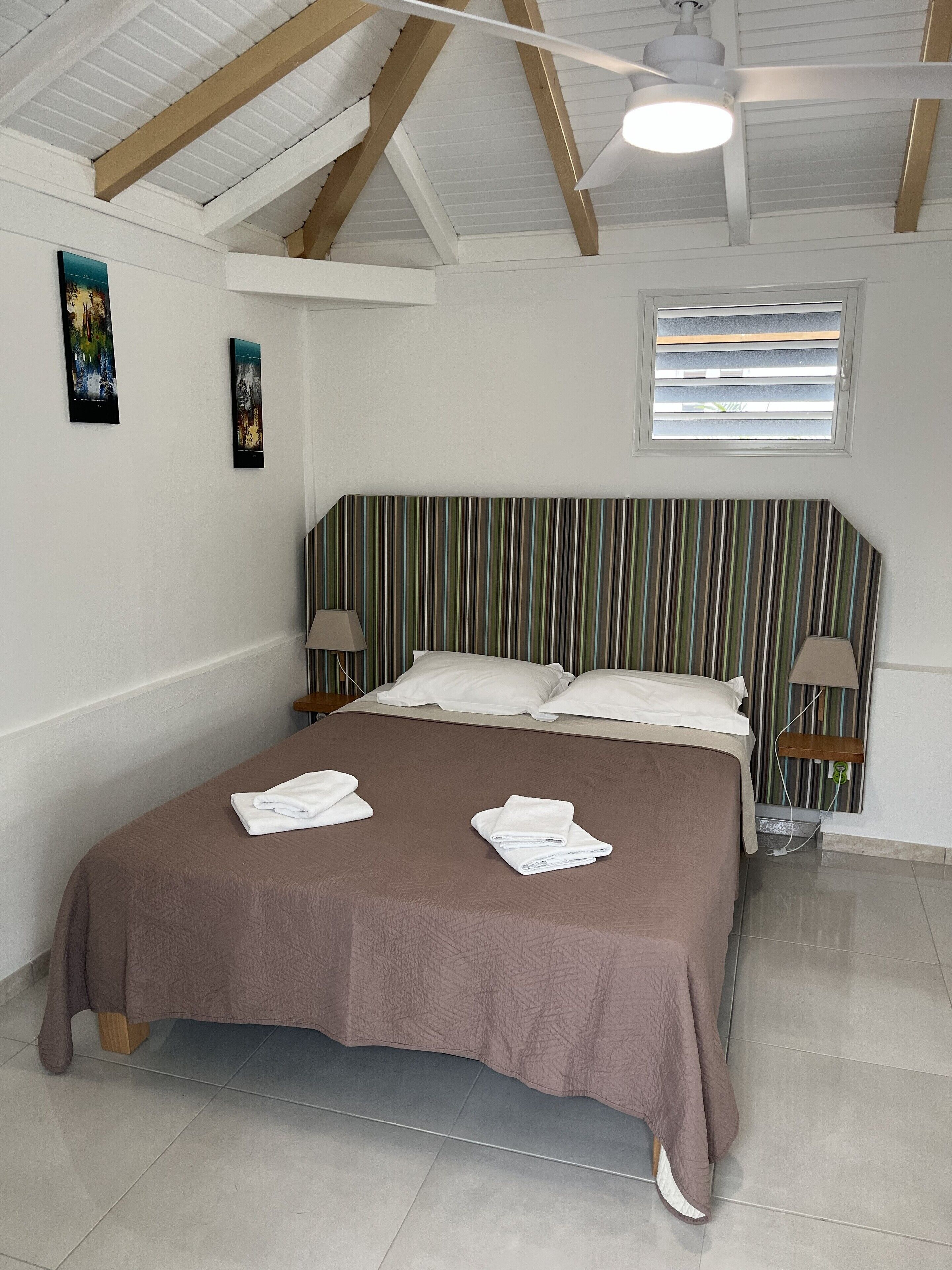 1 間睡房、熨斗/熨衫板、免費 Wi-Fi、床單