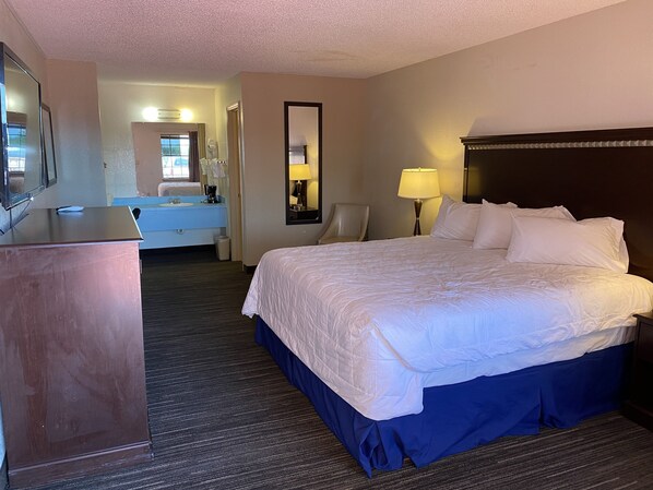 Desk, free WiFi - Executive Inn (Graham)