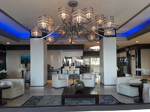 Lobby - OCEAN VIEW, BEACHFRONT, OCEAN MANOR, IN THE HEART OF FORT LAUDERDALE (Fort Lauderdale)