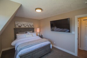 3 Schlafzimmer, Bügeleisen/Bügelbrett, kostenloses WLAN, Bettwäsche