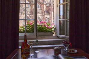 Room - Oberkirch Weinstuben (Freiburg im Breisgau)