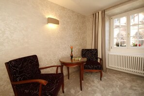 Room - Oberkirch Weinstuben (Freiburg im Breisgau)