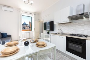 Private kitchen - Rental In Rome Sistina View Terrace Apartment (Rome)
