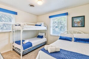 5 bedrooms, WiFi, bed sheets - A Hidden Gem | 700 ft from the beach | Dog Friendly | Southern Shores (Southern Shores)
