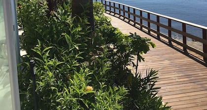 <br>Beautiful large townhouse with air conditioning and an amazing sea view