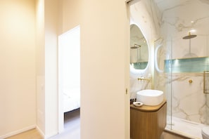 Apartment | Bathroom | Bidet