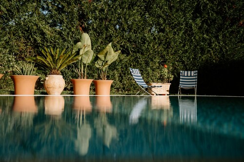 Villa Rena syvota160 m2 avec piscine, jardin de 1450 m2, barbecue, haute clôture