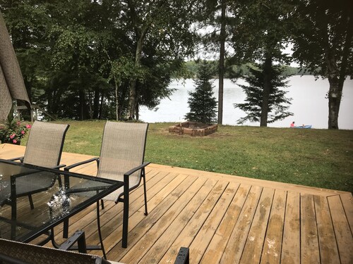Rauhallinen Northwoods Lakehouse Getaway -järvi Julia-järvellä, WI-rannalla