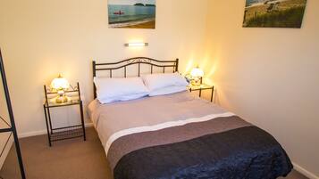 2 bedrooms, bed sheets