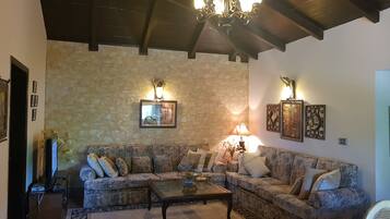 Khu tiếp khách ở sảnh