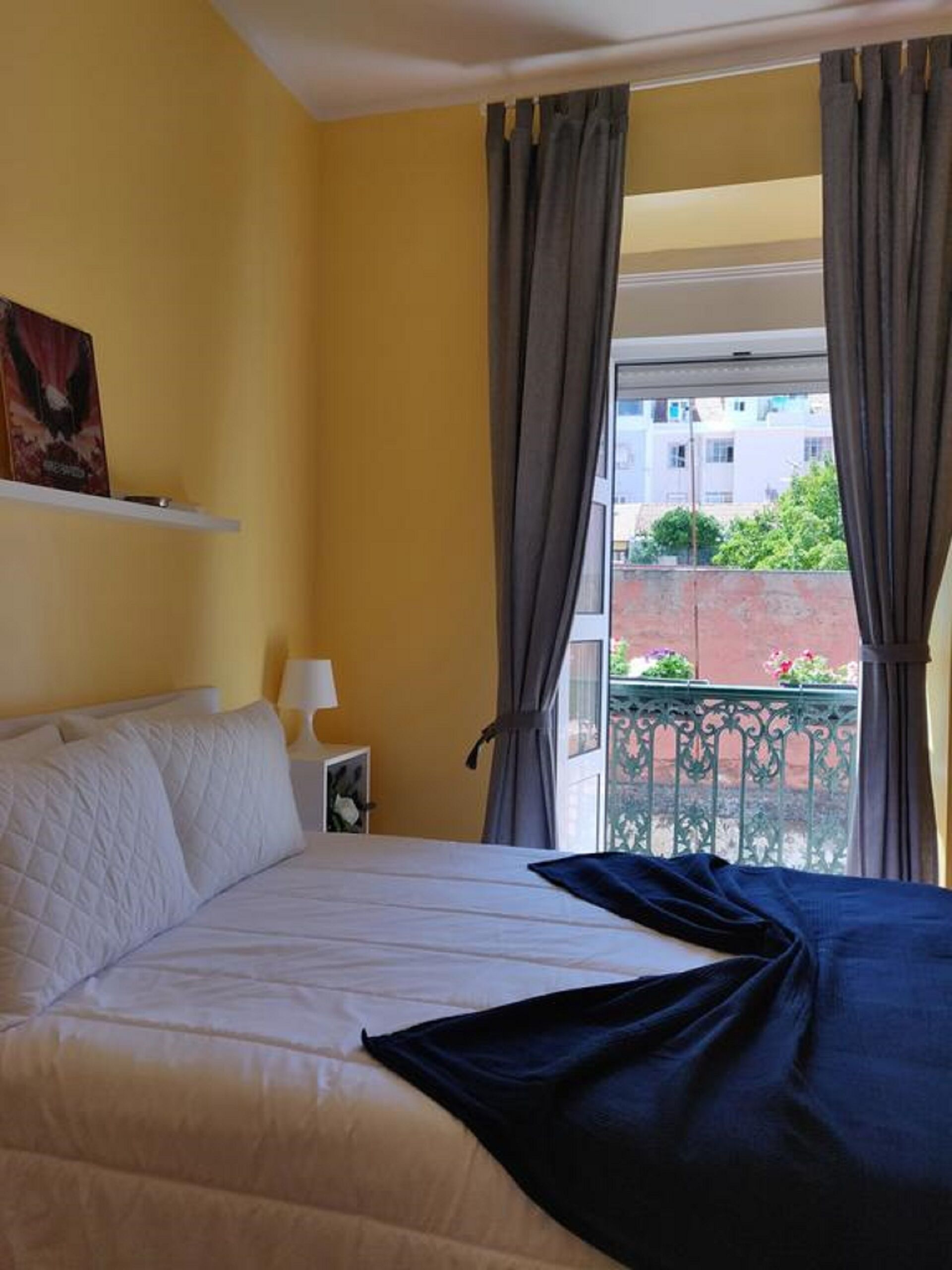 2 habitaciones, tabla de planchar con plancha y wifi 