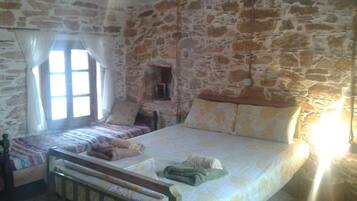 4 chambres, fer et planche Ă repasser, Wi-Fi gratuit, draps fournis