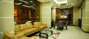 Alpha Suites Hotel