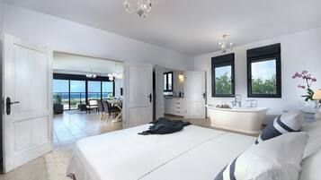 Suite, Balkon | Minibar, Verdunkelungsvorhänge, schallisolierte Zimmer, kostenloses WLAN