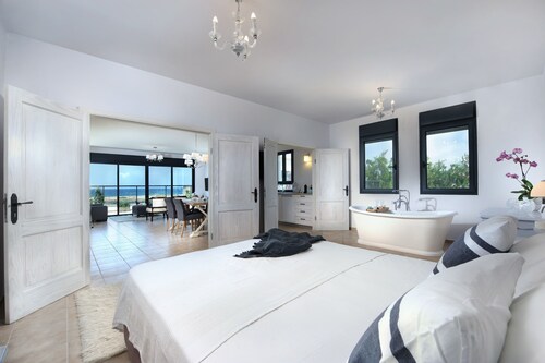 Yamim Suites On The Beach - Adults Only