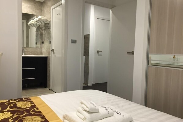 2 chambres, Wi-Fi gratuit, draps fournis