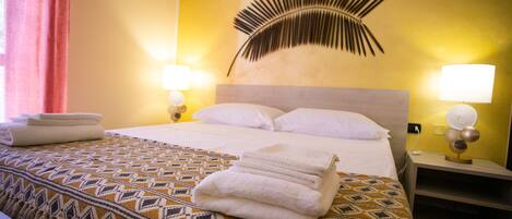 Chambre Supérieure, 1 grand lit et 1 canapé-lit