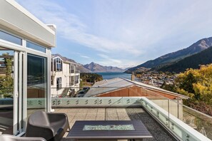 Property grounds - Edgar Rise, 500m from Queenstown CBD (Queenstown Hill)