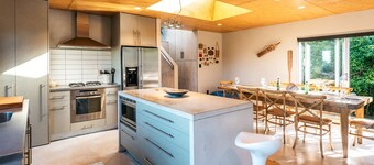 The Fat Pigeon - Omiha Holiday Home