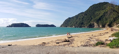 Beau Vista Pohora - views to die for!