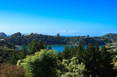 Tutukaka Dive Lodge - Holiday Home