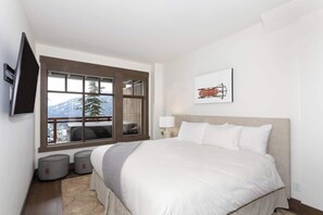 4 chambres, fer et planche à repasser, Wi-Fi, literie fournie