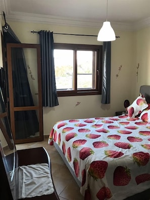 2 bedrooms