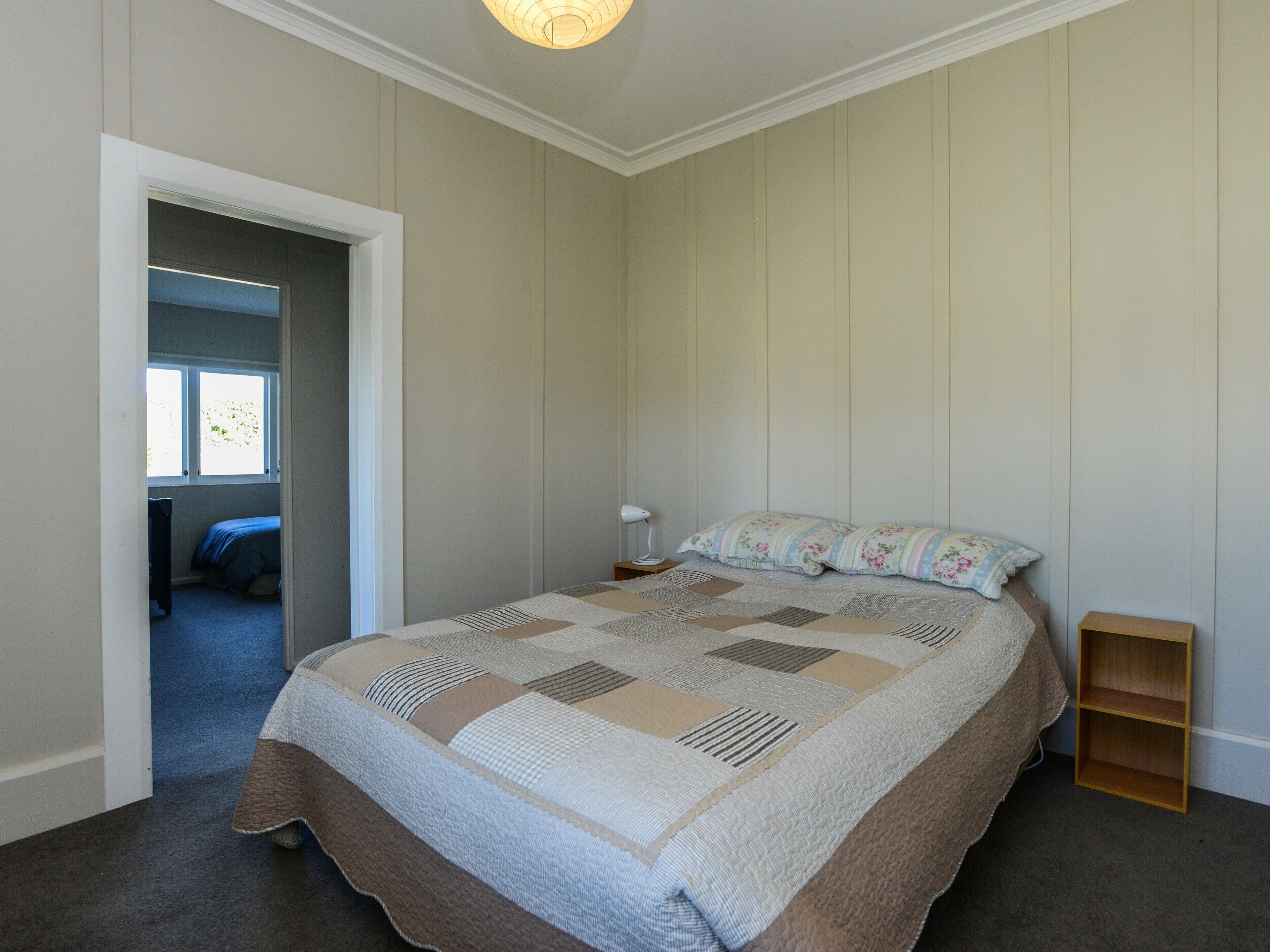 4 bedrooms, iron/ironing board