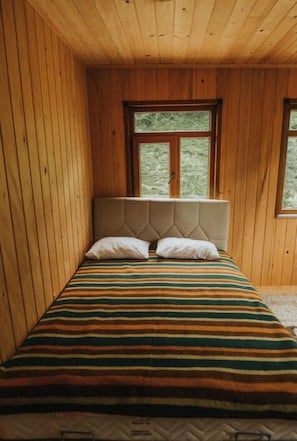 Room - Deniz Apart (Camlihemsin)