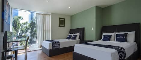 1 bedroom, desk, iron/ironing board, free WiFi