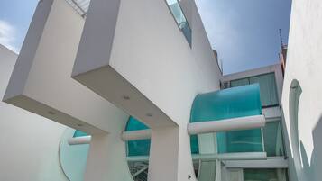 Entrée de l’hébergement