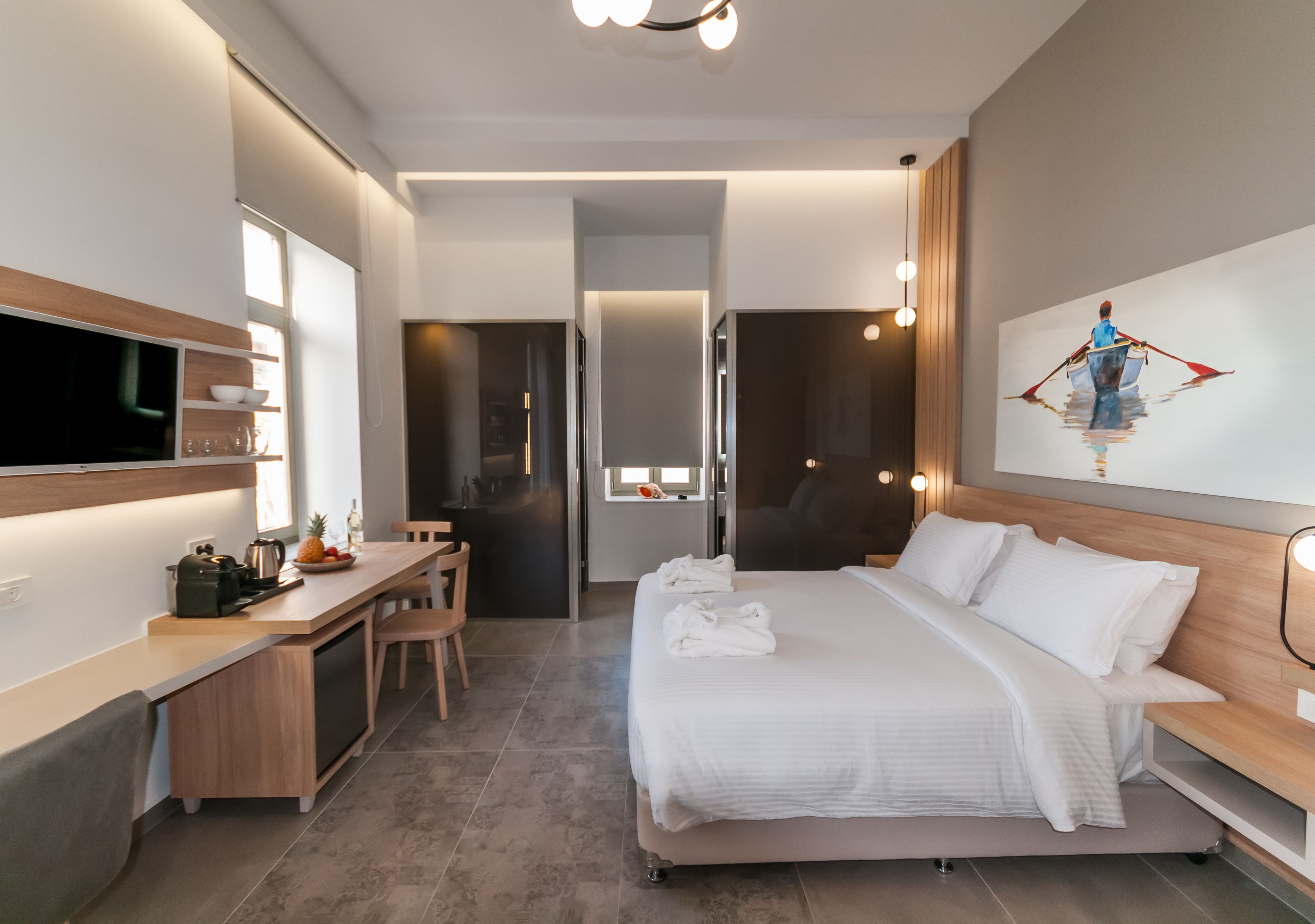 deluxe double room, garden view | 1 bedroom, minibar, in-room safe, desk