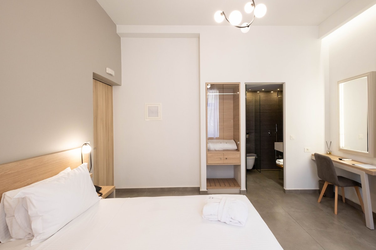 Standard Double Room, Garden View