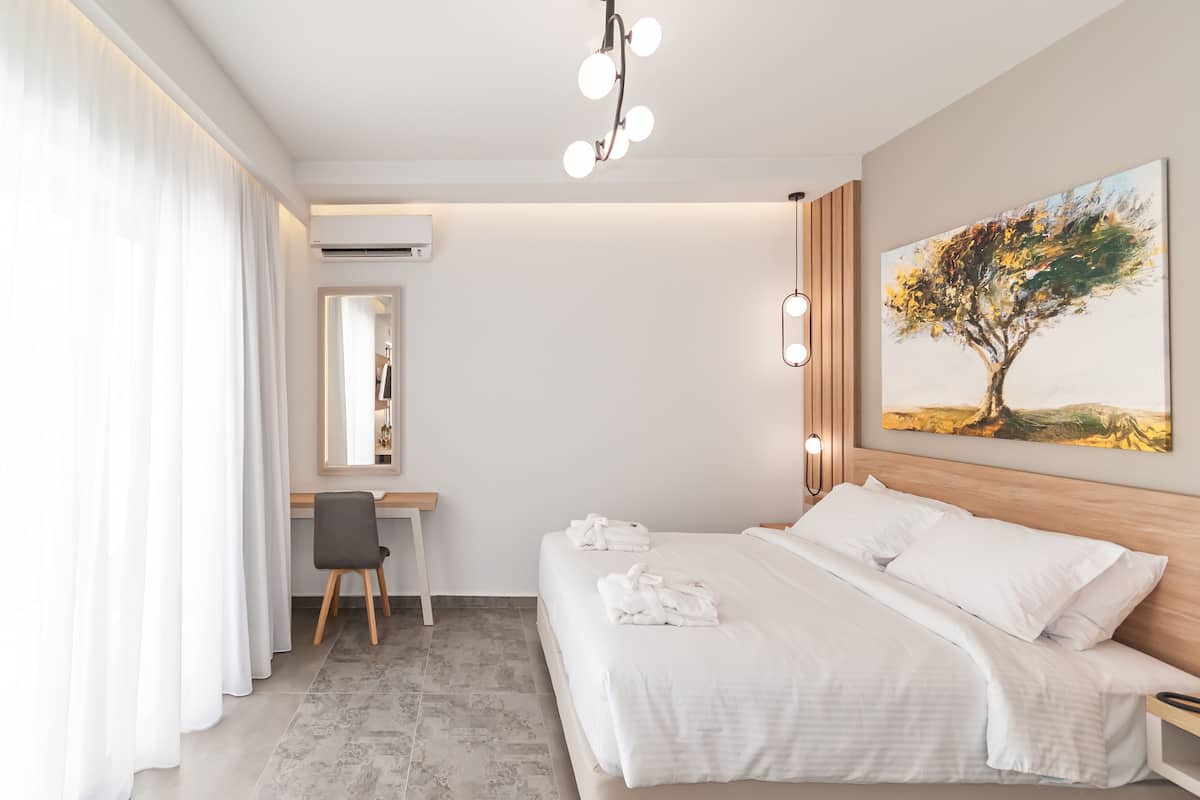 1 bedroom, minibar, in-room safe, desk