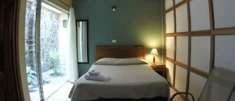 Standard Quadruple Room | Free WiFi, bed sheets