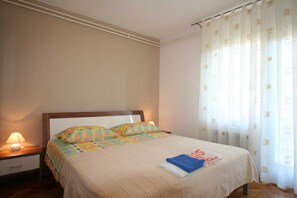 2 bedrooms, free WiFi, bed sheets