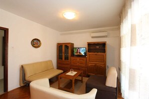 Fernseher
