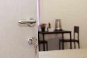 デラックス ルーム | 客室の設備とサービス